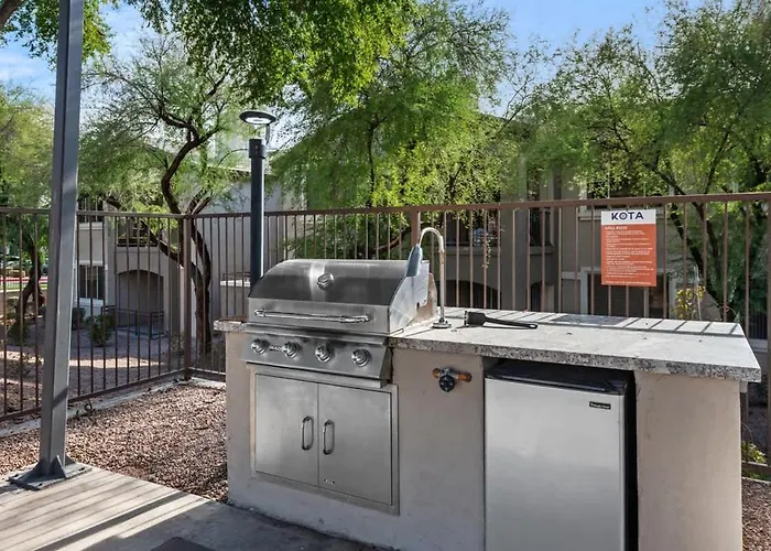 Chic 1br - Scottsdale, Pet-friendly, Sunrise Peak Apartment *