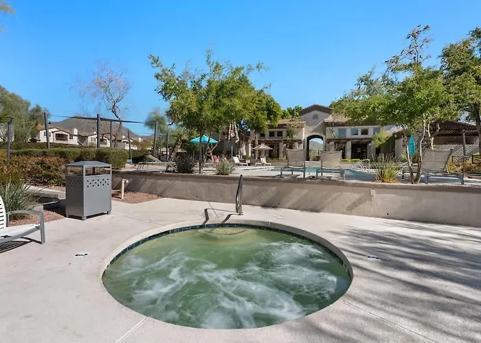 Apartment Chic 1br - Scottsdale, Pet-friendly, Sunrise Peak *