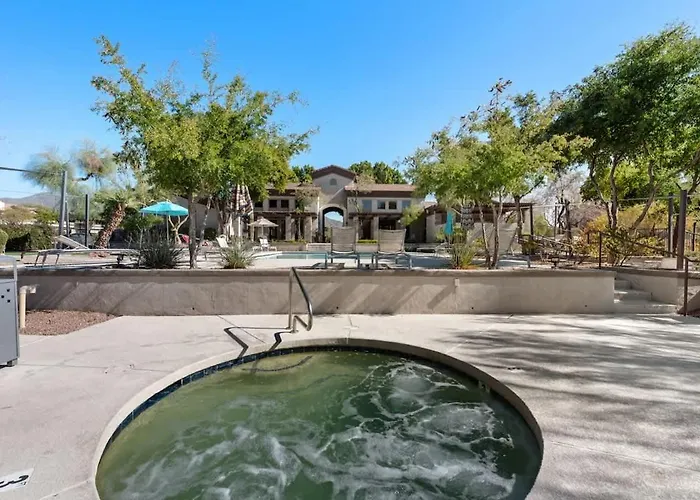 Apartment Chic 1br - Scottsdale, Pet-friendly, Sunrise Peak *